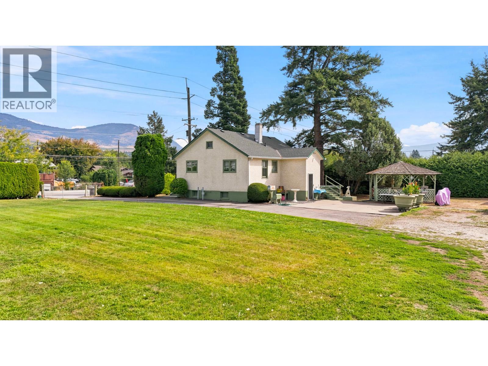 1666 Rutland Road Property Photo 10