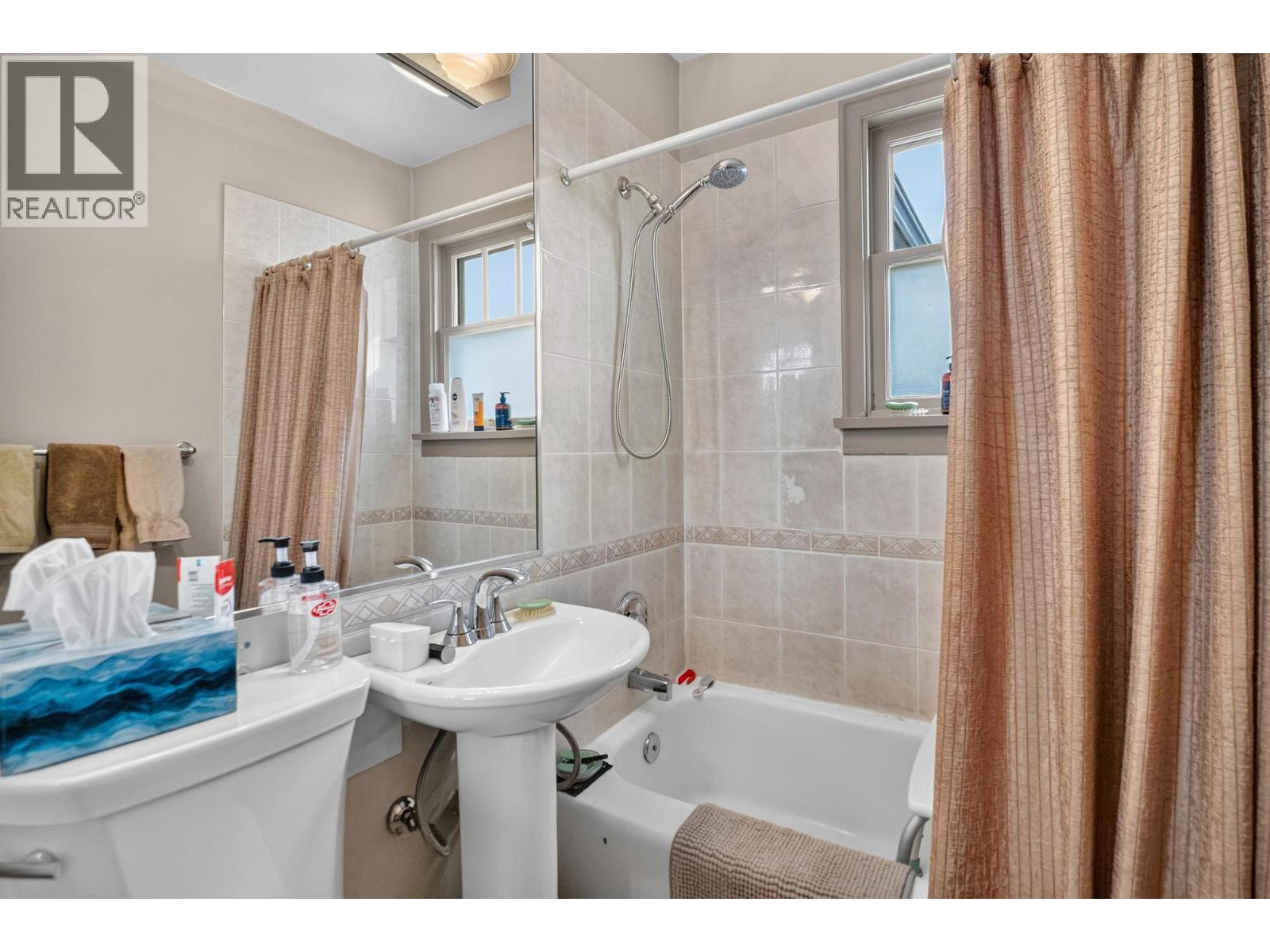 1666 Rutland Road Property Photo 21