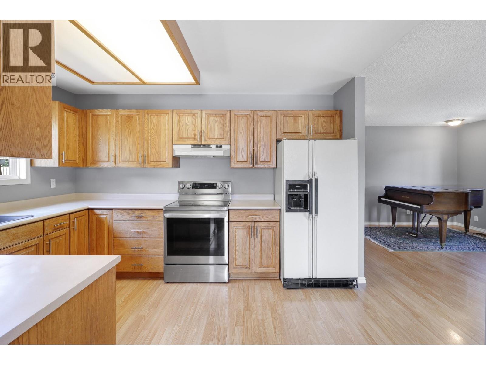 540 4 Avenue Property Photo 20
