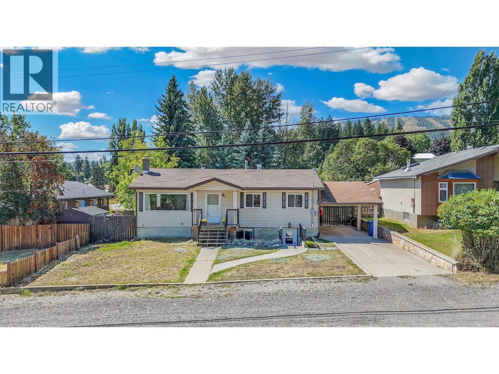 540 4 Avenue Property Photo 42