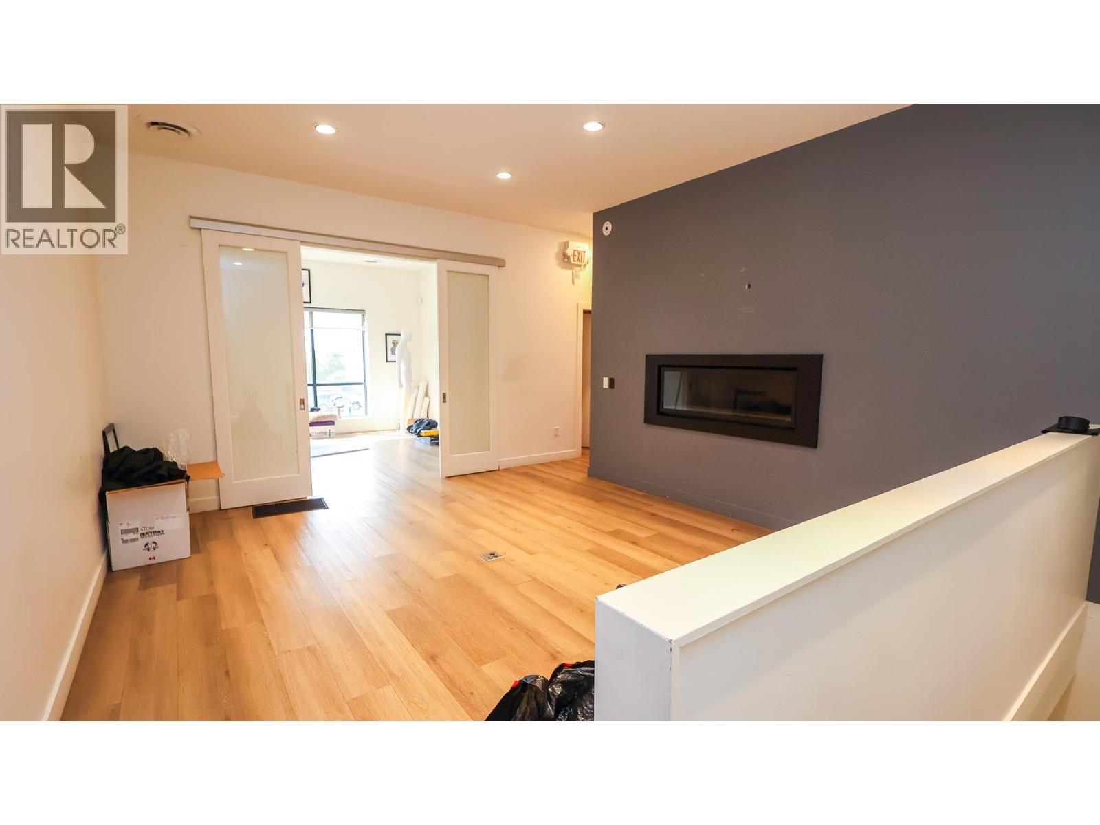 470 Neave Court Unit# 104 Property Photo 10