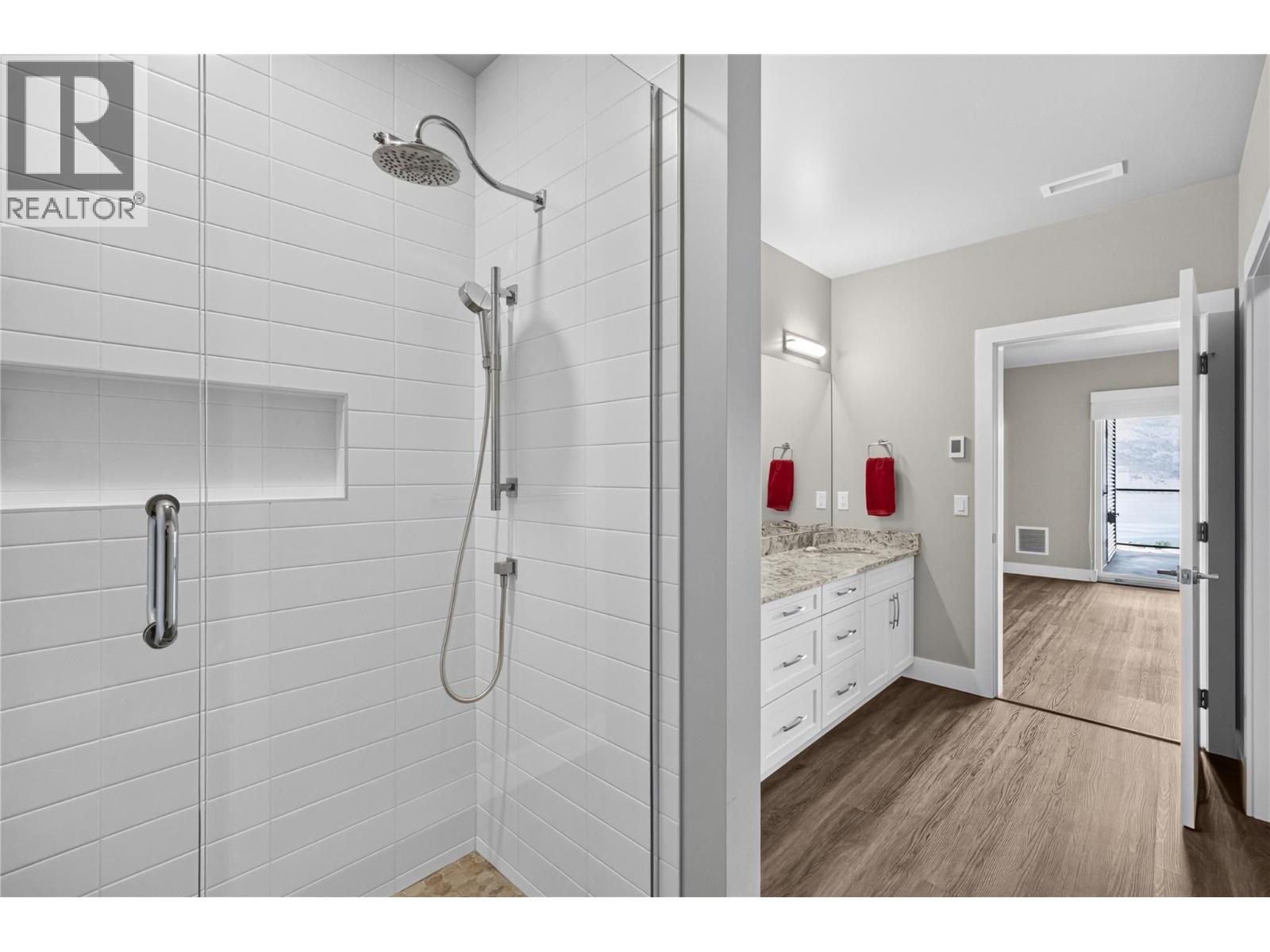 400 Vista Park Unit# 422 Property Photo 16