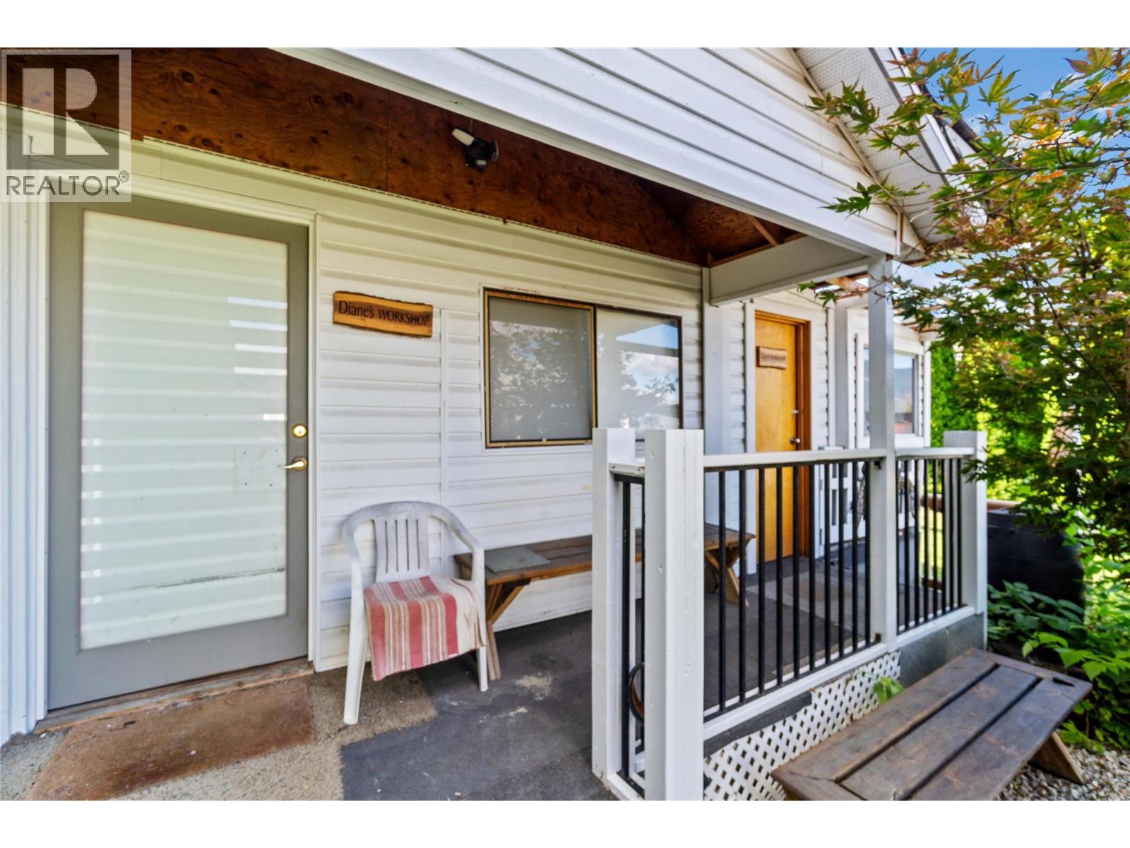 2860 15 Avenue Ne Property Photo 14