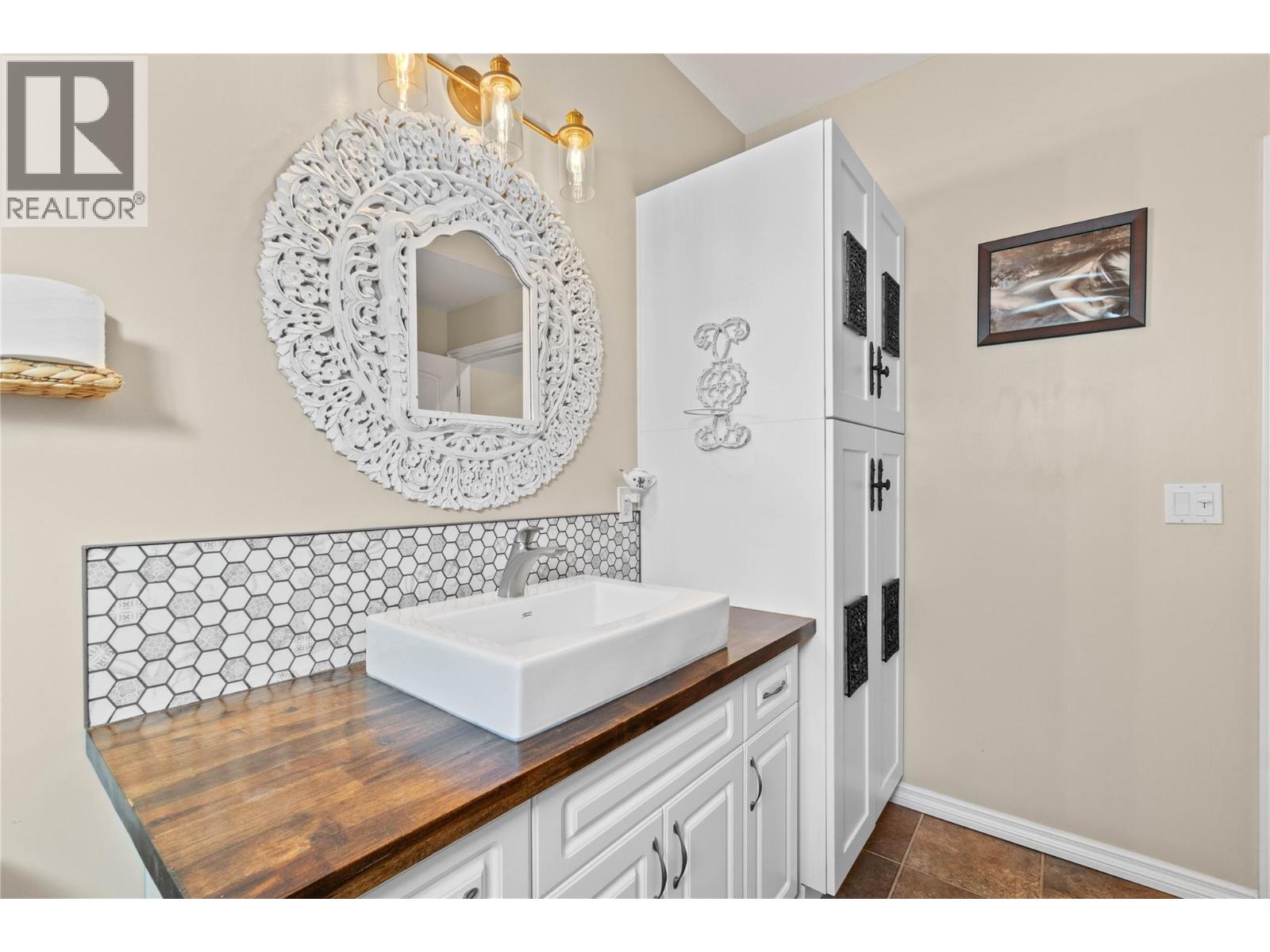 2860 15 Avenue Ne Property Photo 86