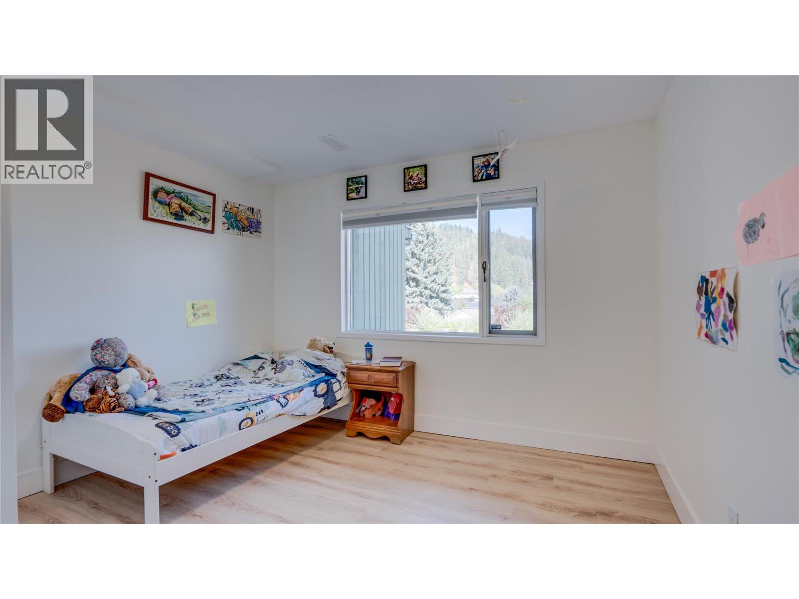 29 Preston Crescent Property Photo 28