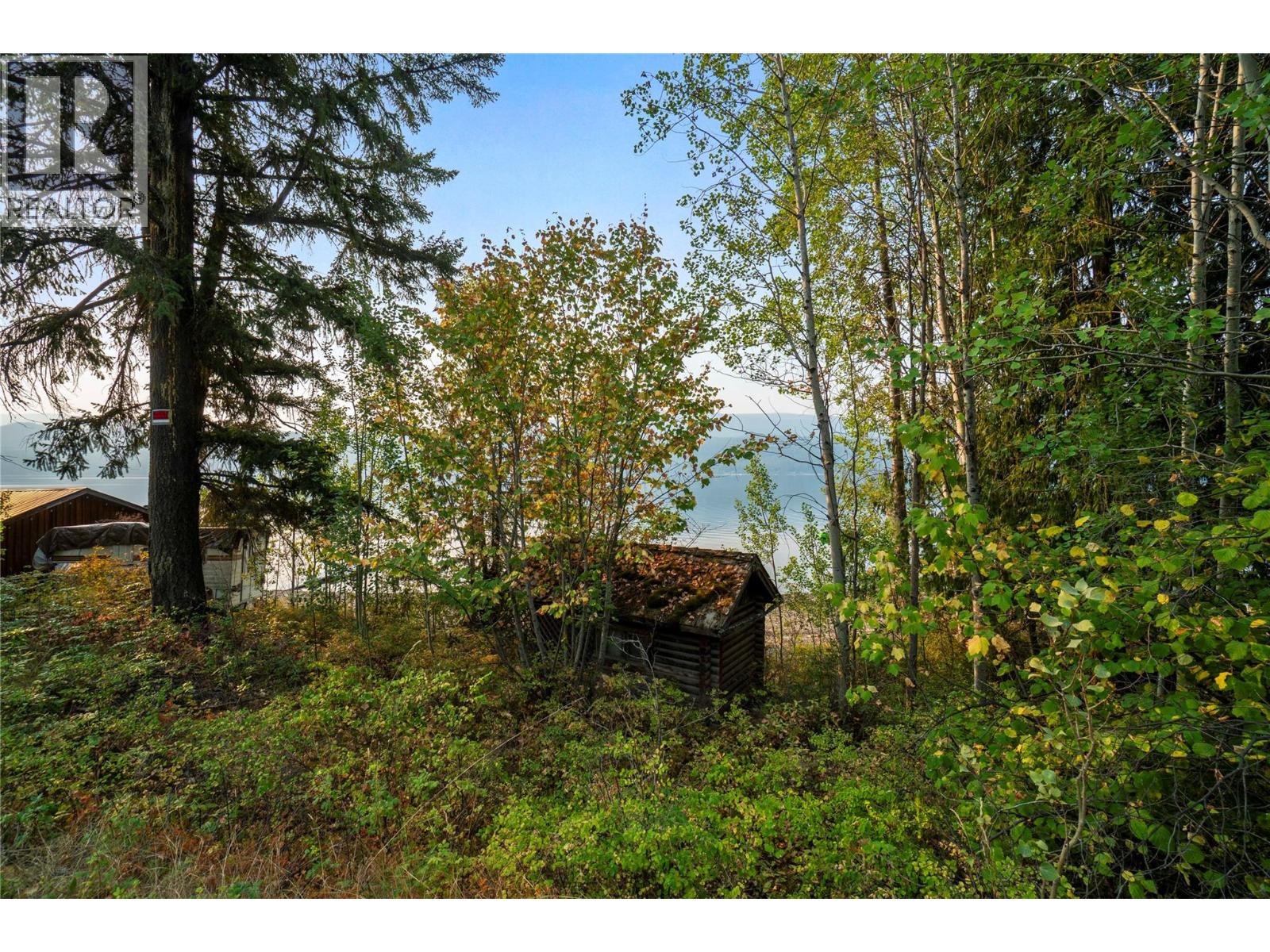 7690 Squilax-anglemont Road Property Photo 12