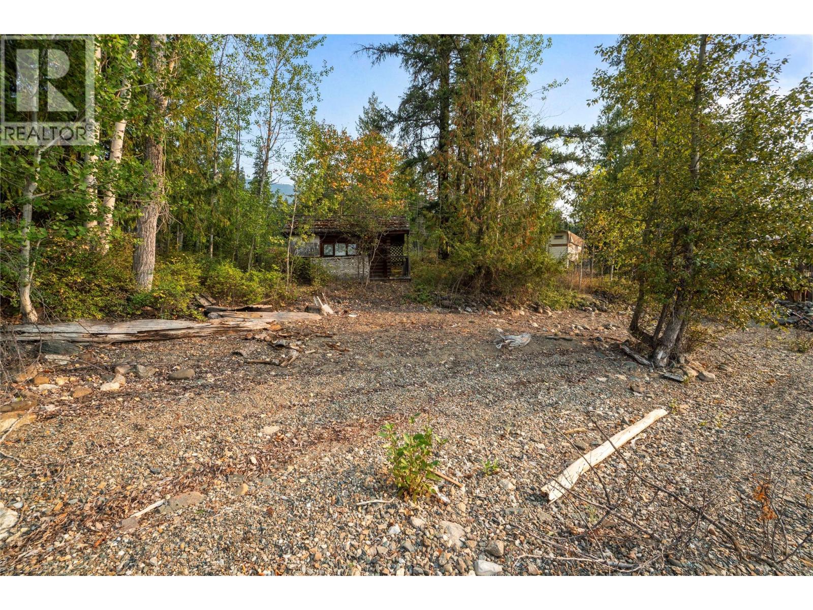 7690 Squilax-anglemont Road Property Photo 13