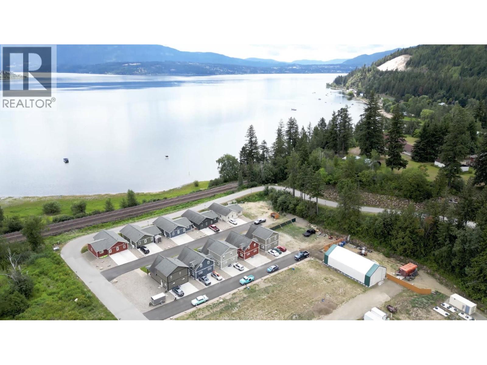 5211 Trans-canada Highway Property Photo 1
