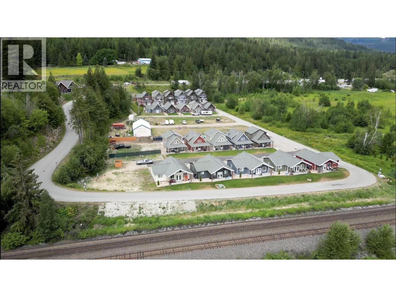 5211 Trans-canada Highway Property Photo 2