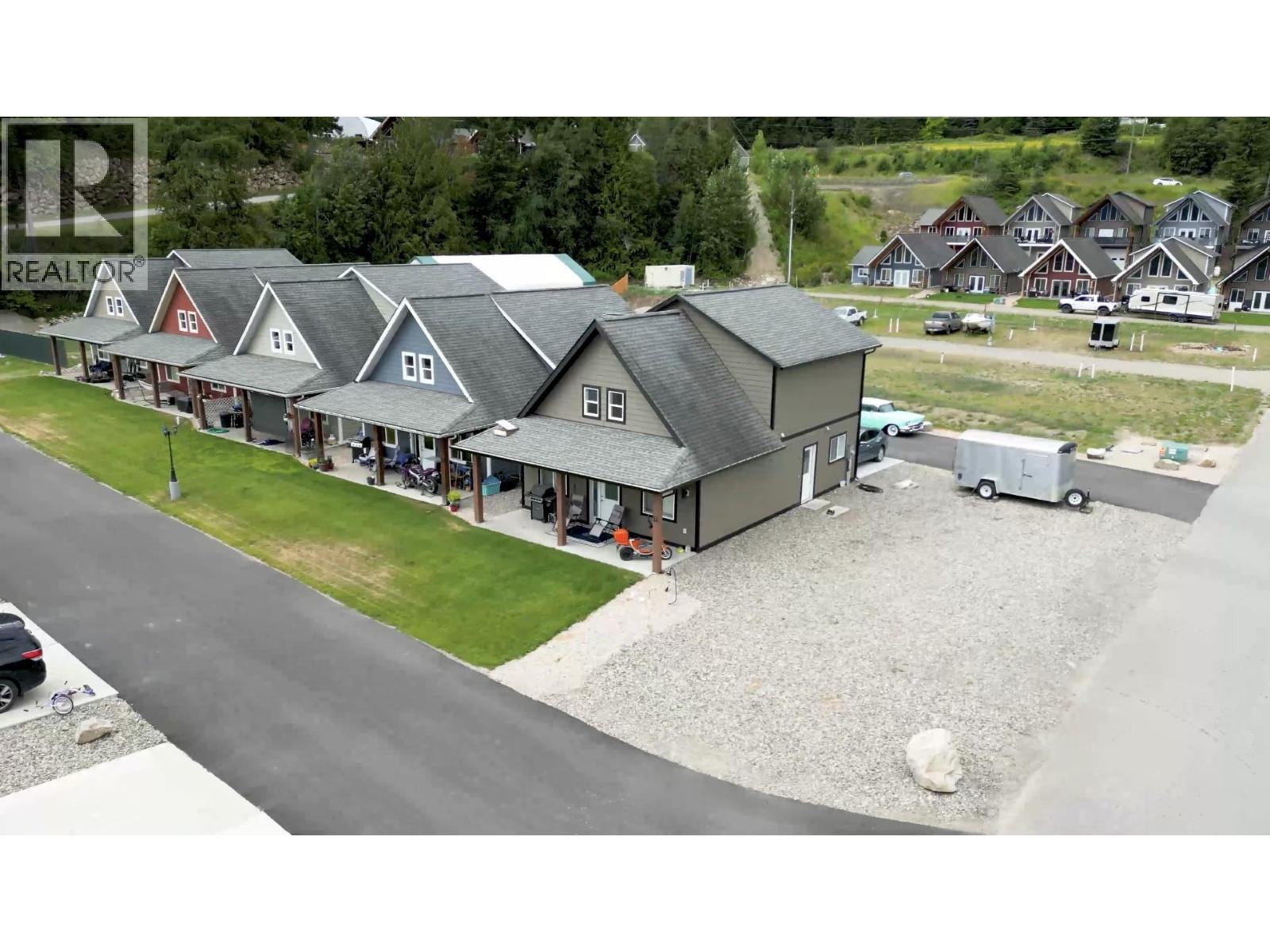 5211 Trans-canada Highway Property Photo 6