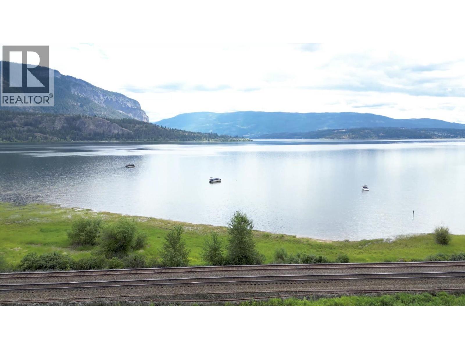 5211 Trans-canada Highway Property Photo 7