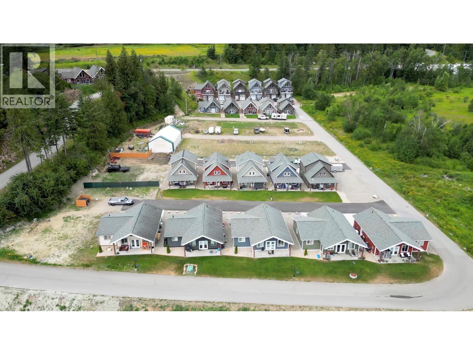 5211 Trans-canada Highway Property Photo 9