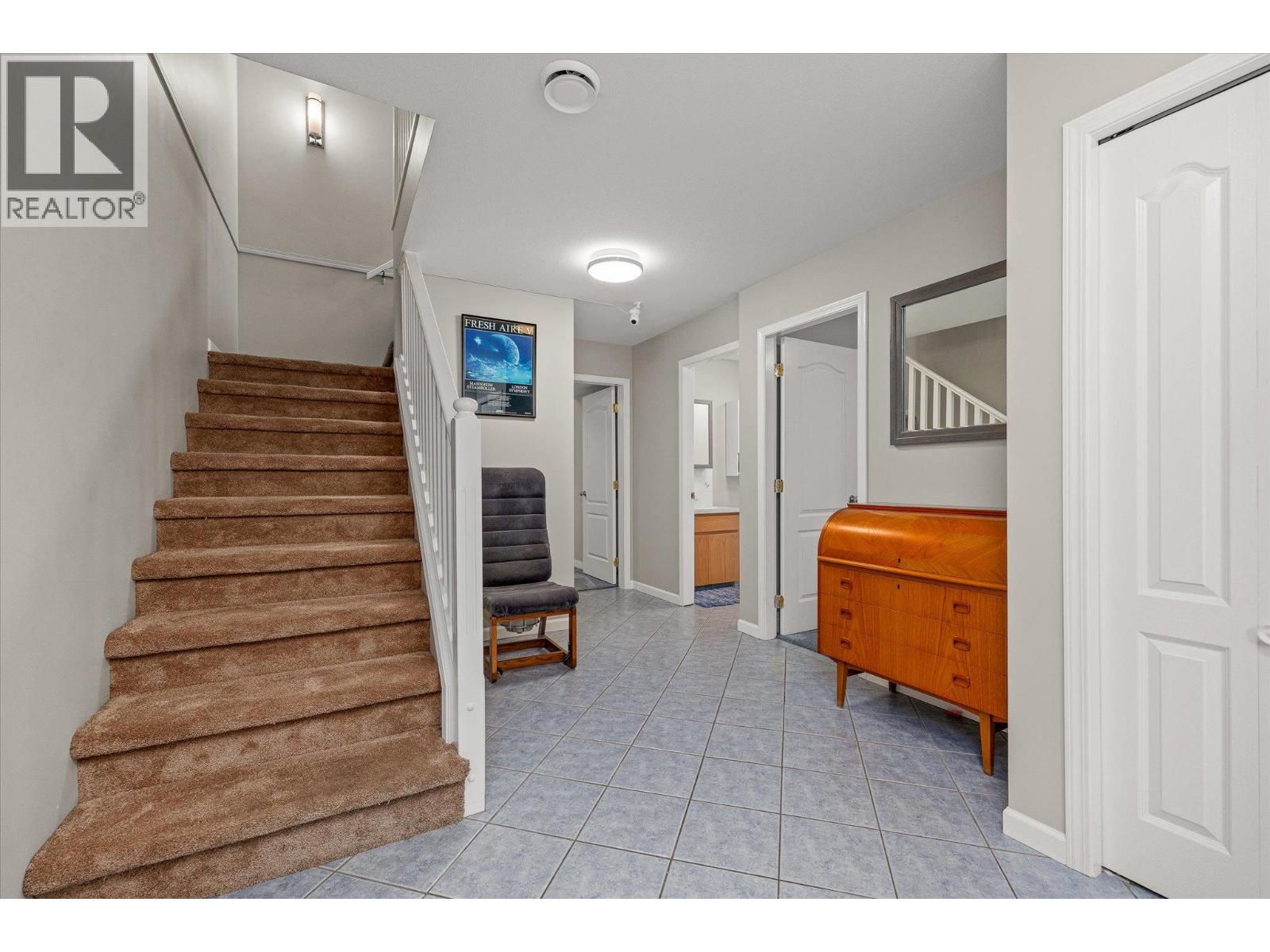842 Raymer Road Property Photo 32