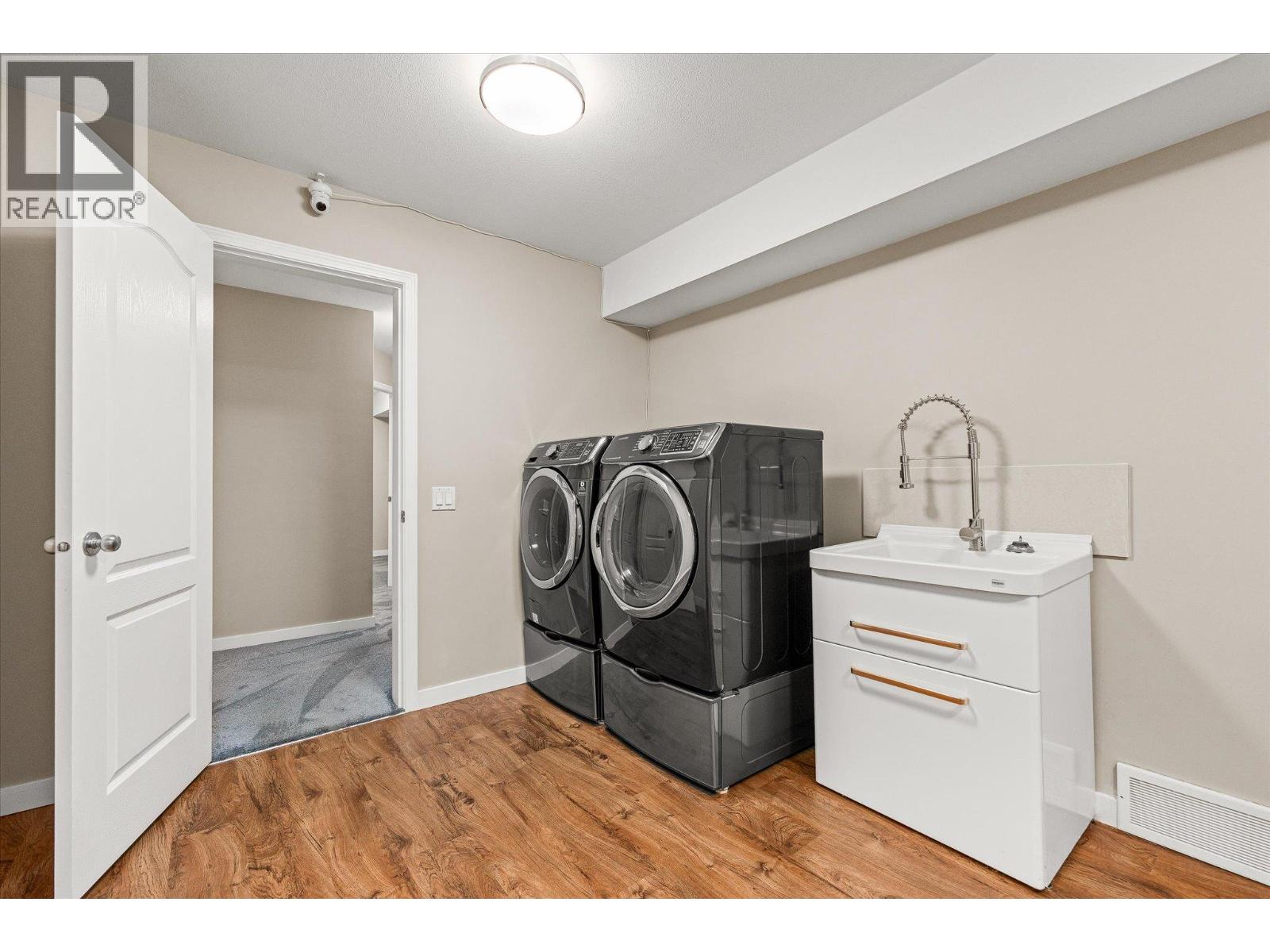 842 Raymer Road Property Photo 38