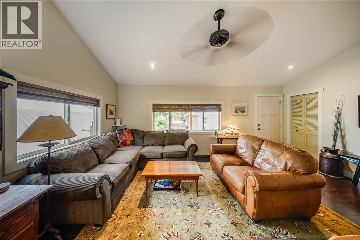 91 Holmes Road Property Photo 7