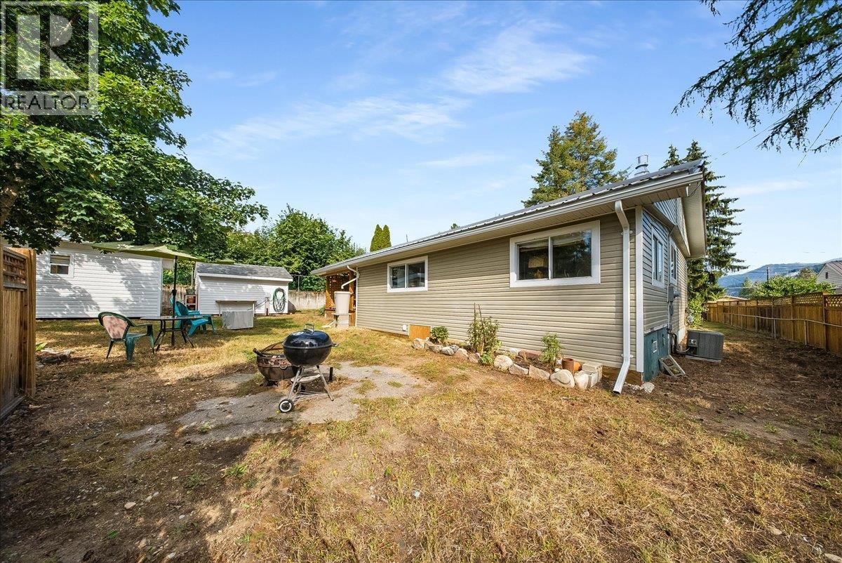 91 Holmes Road Property Photo 40