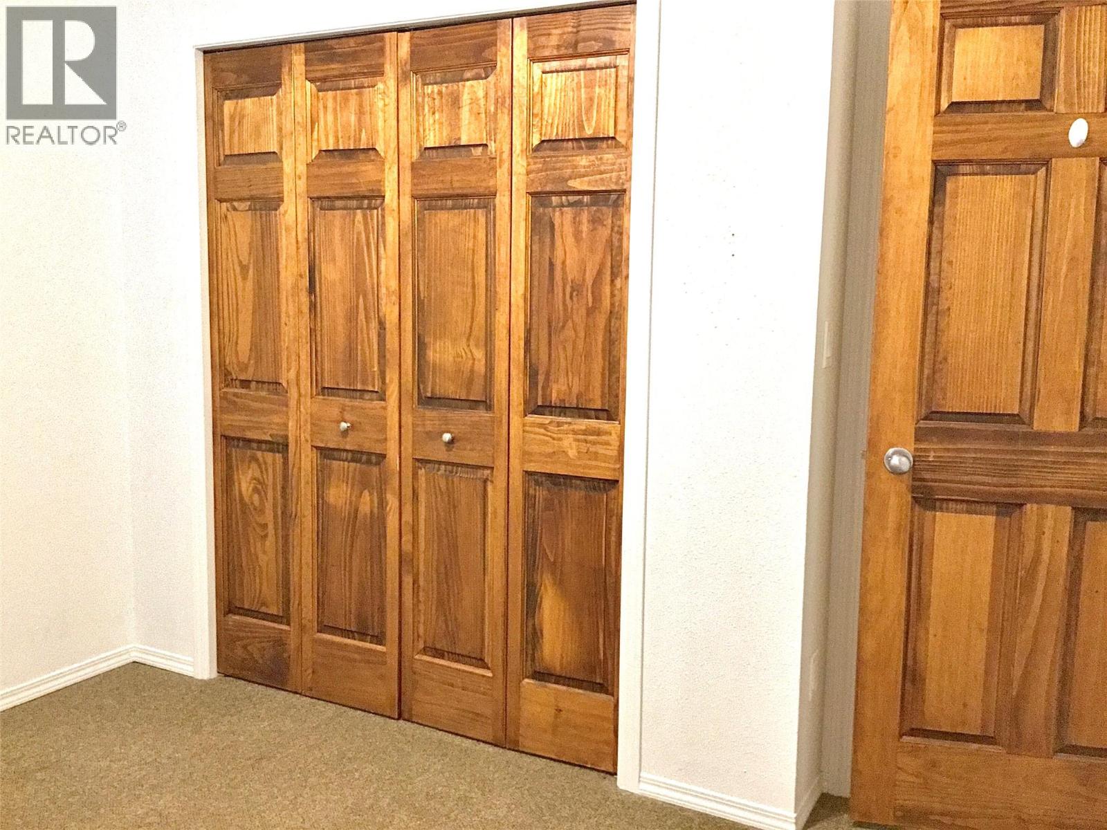 211 Forest Crowne Close Property Photo 19