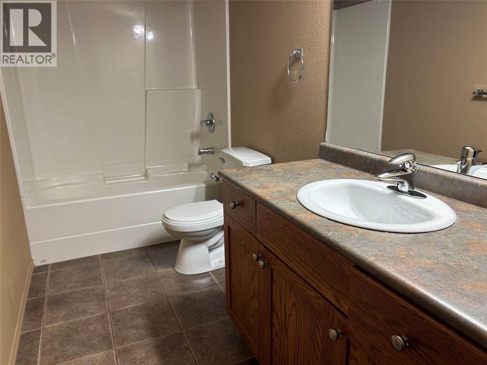 211 Forest Crowne Close Property Photo 21