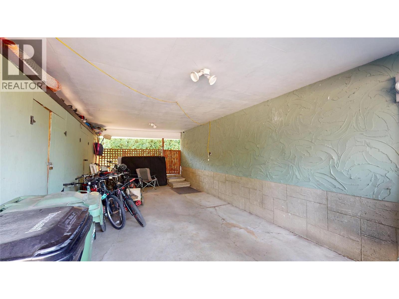 612 17th Avenue S Property Photo 24