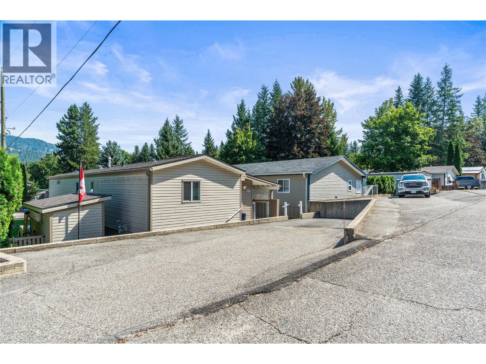 2500 97b Highway Se Unit# 141 Property Photo 2