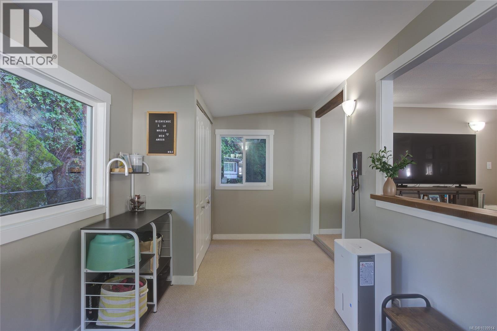57 2817 Sooke Lake Rd Property Photo 4