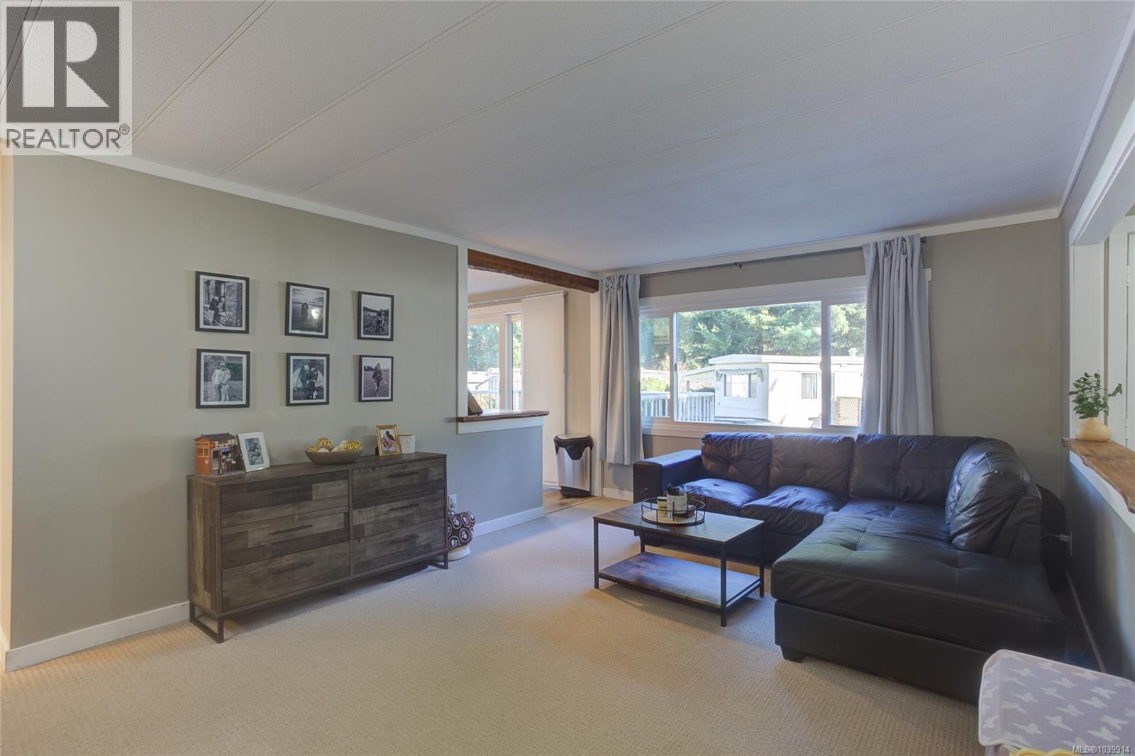 57 2817 Sooke Lake Rd Property Photo 6