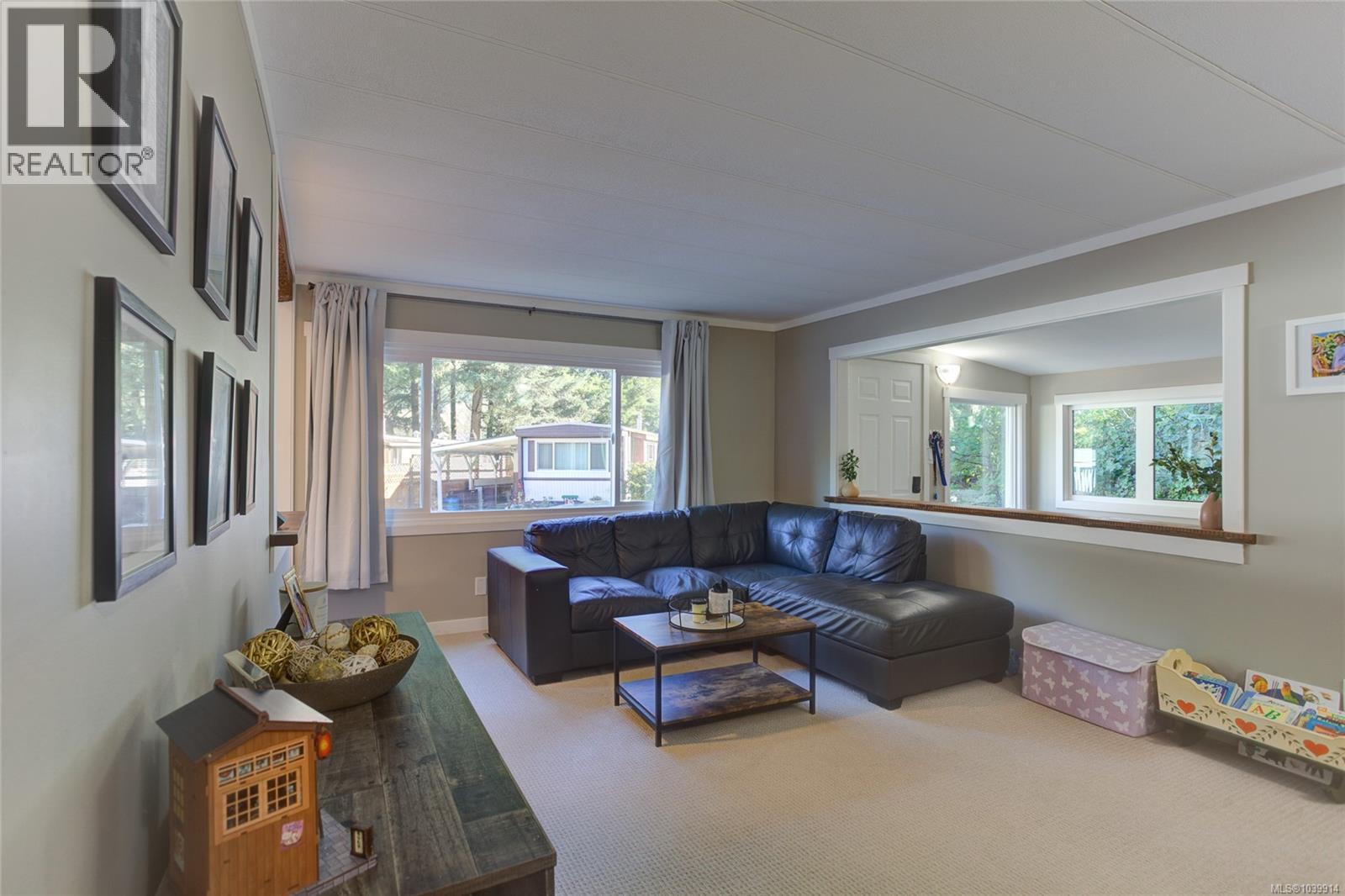57 2817 Sooke Lake Rd Property Photo 8