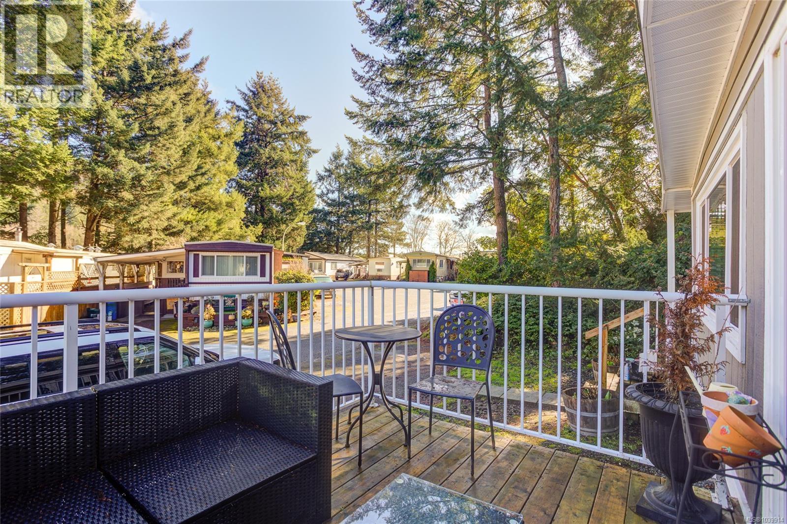 57 2817 Sooke Lake Rd Property Photo 11