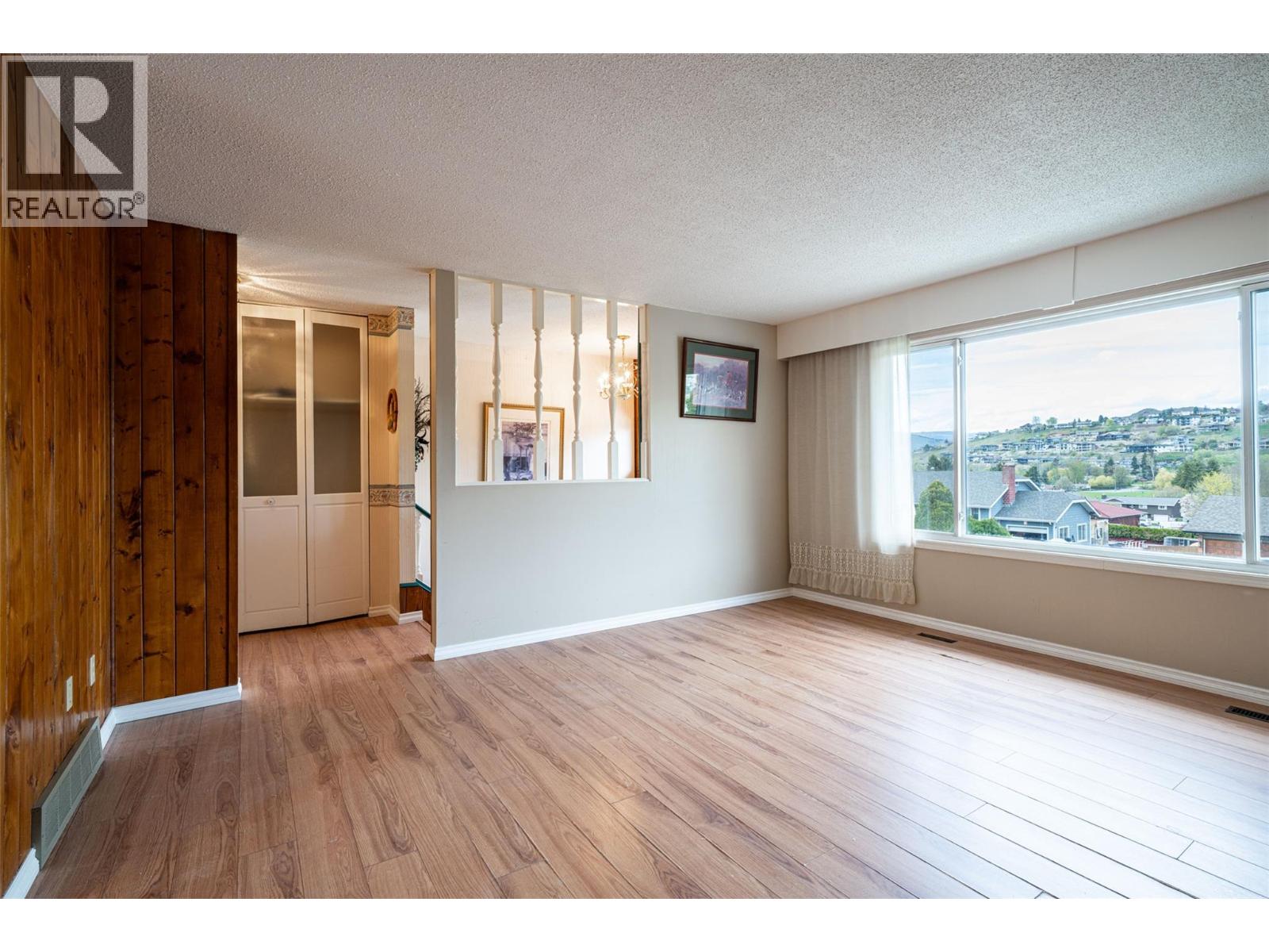 11506 Briar Drive Property Photo 9
