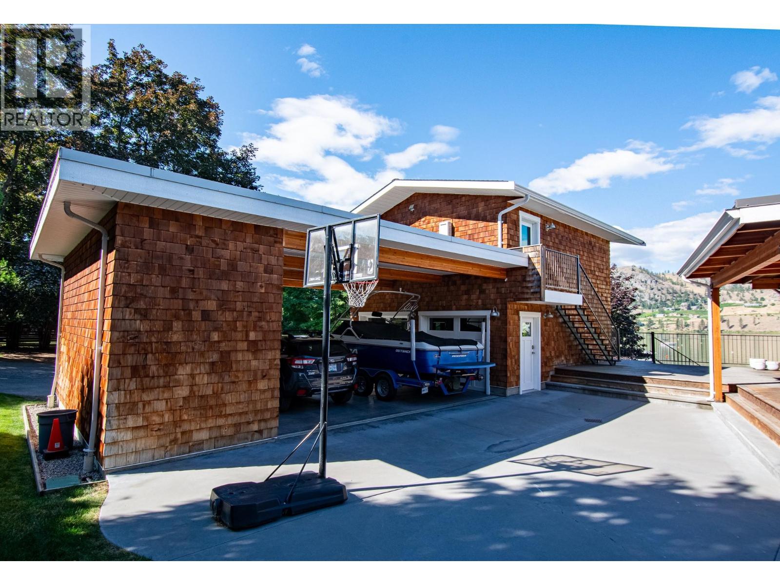 138 Devon Drive Property Photo 25