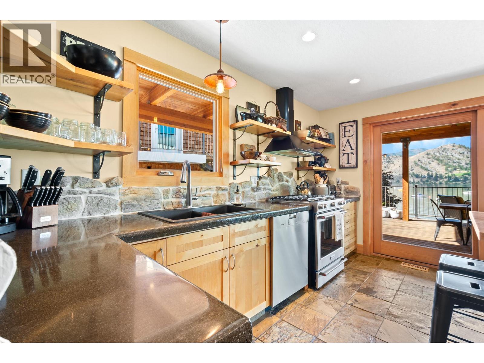 138 Devon Drive Property Photo 31
