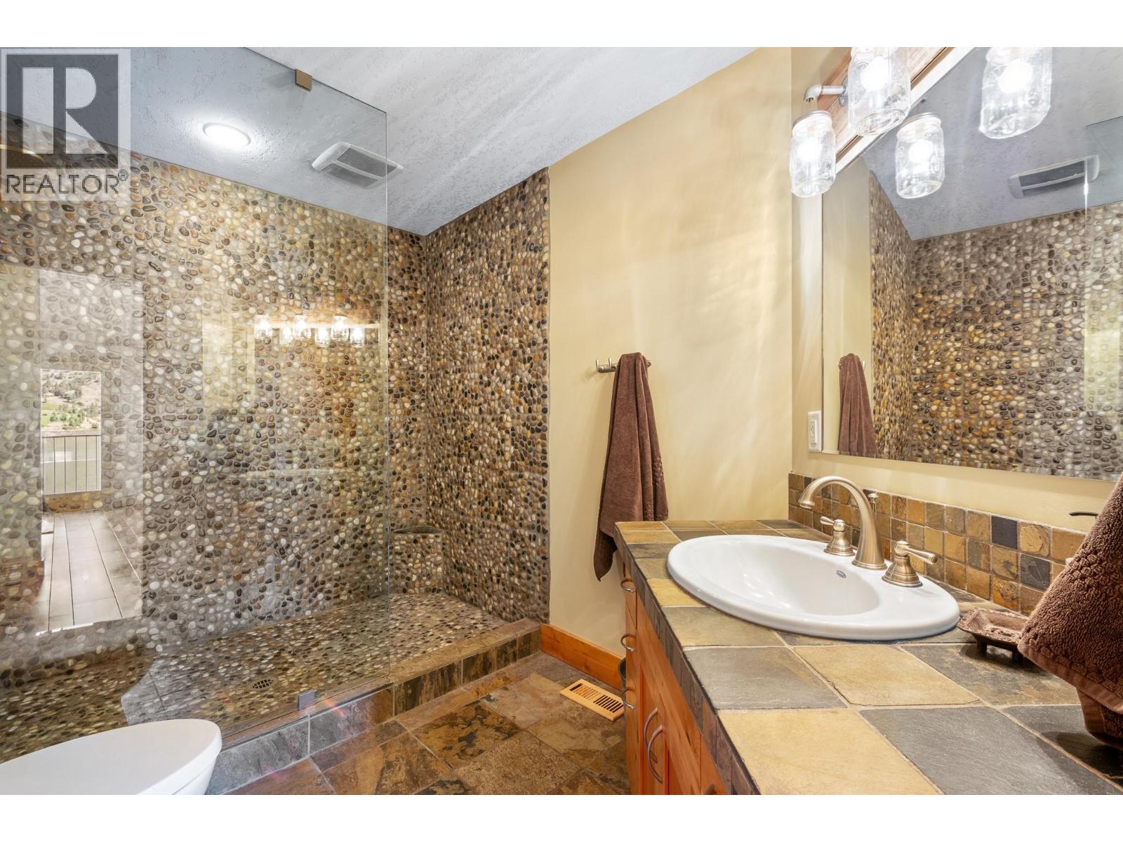 138 Devon Drive Property Photo 39
