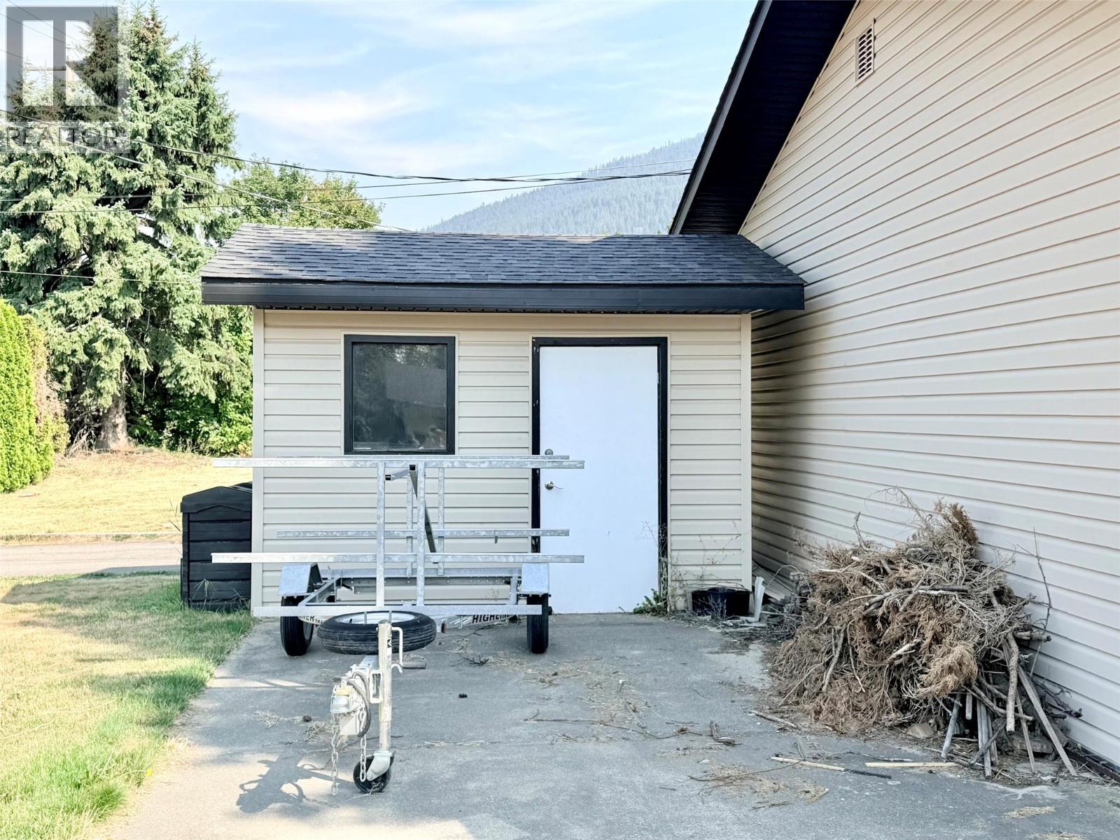 1804 Elm Street Property Photo 38