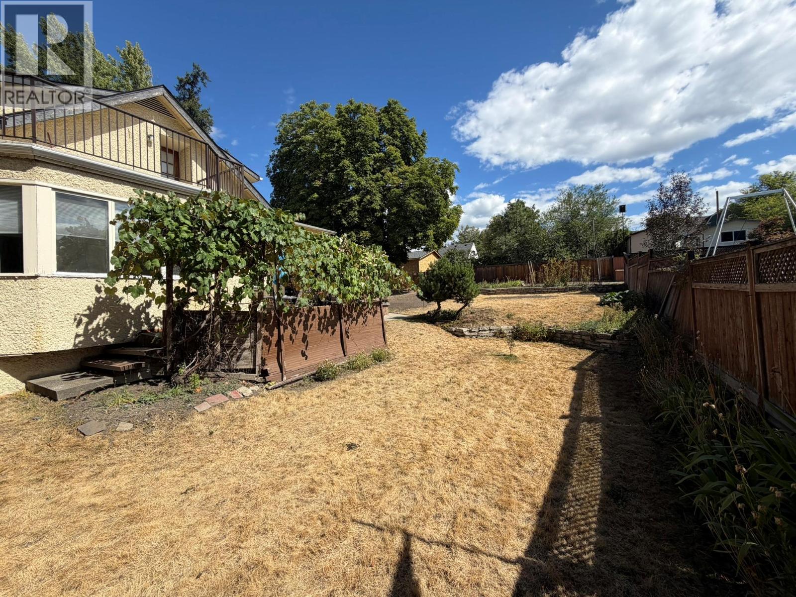 3201 19 Street Property Photo 17