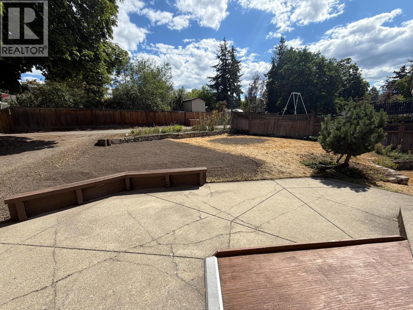 3201 19 Street Property Photo 22