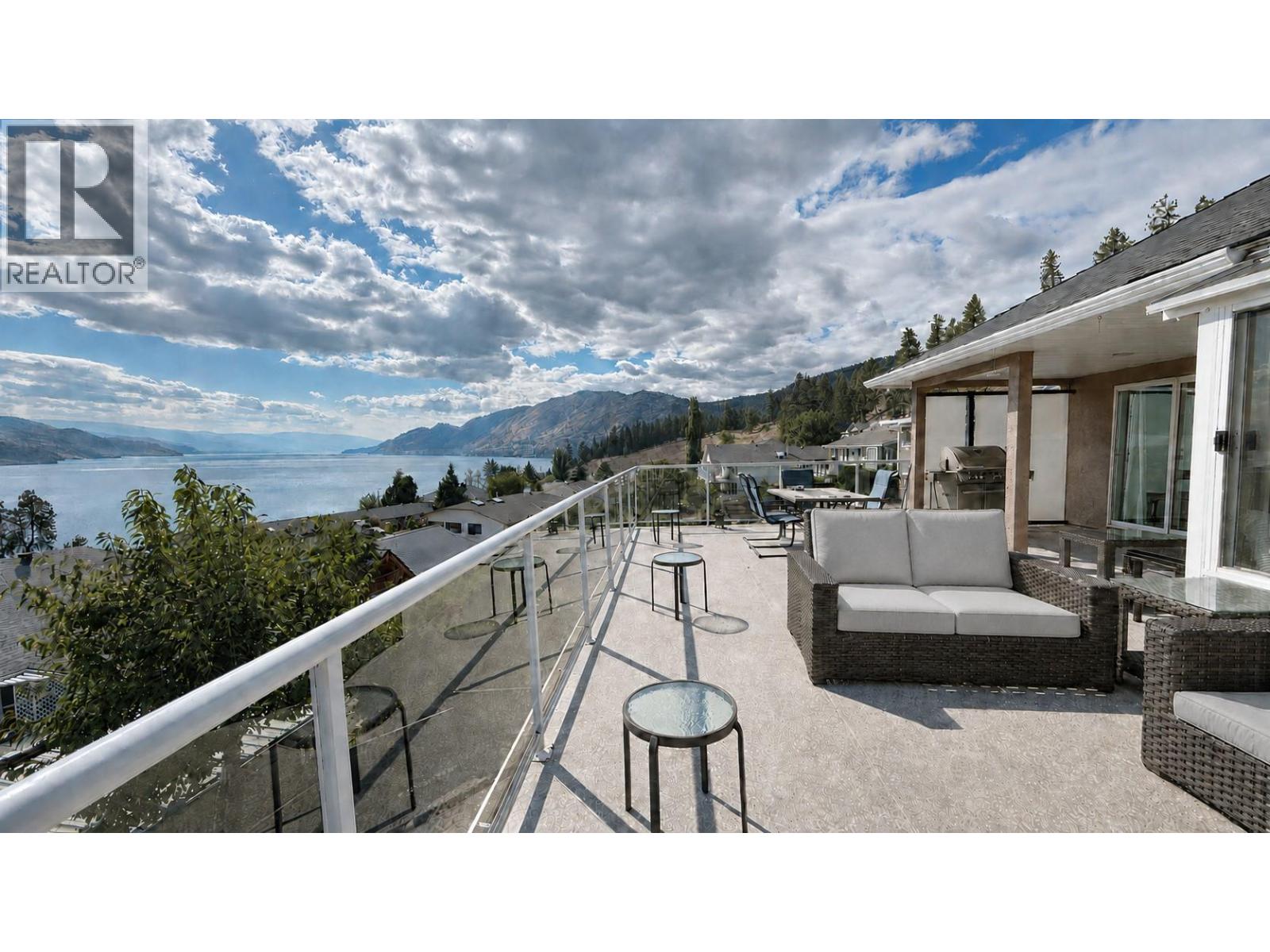 6519 Sherburn Road Property Photo 1