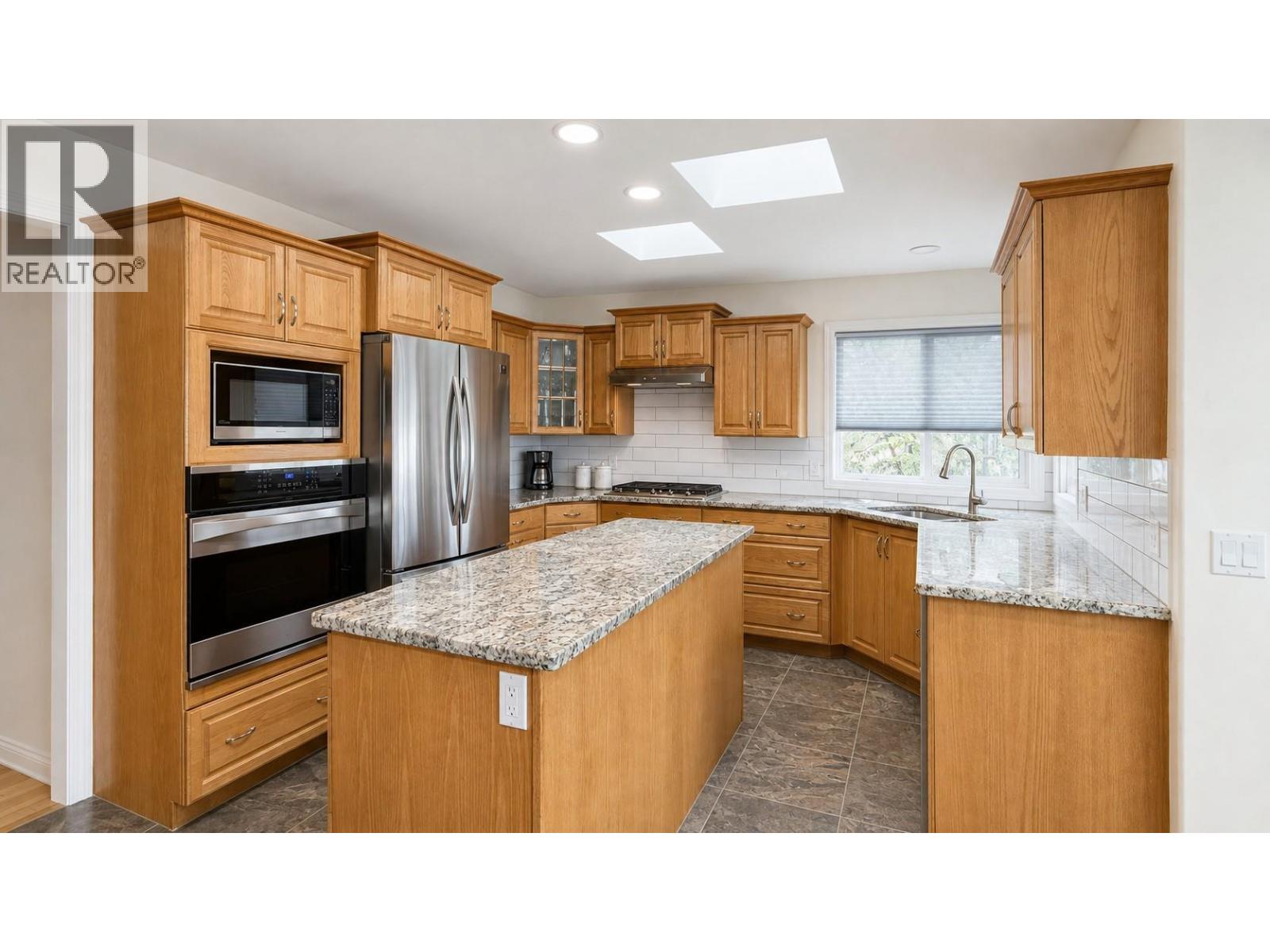 6519 Sherburn Road Property Photo 4