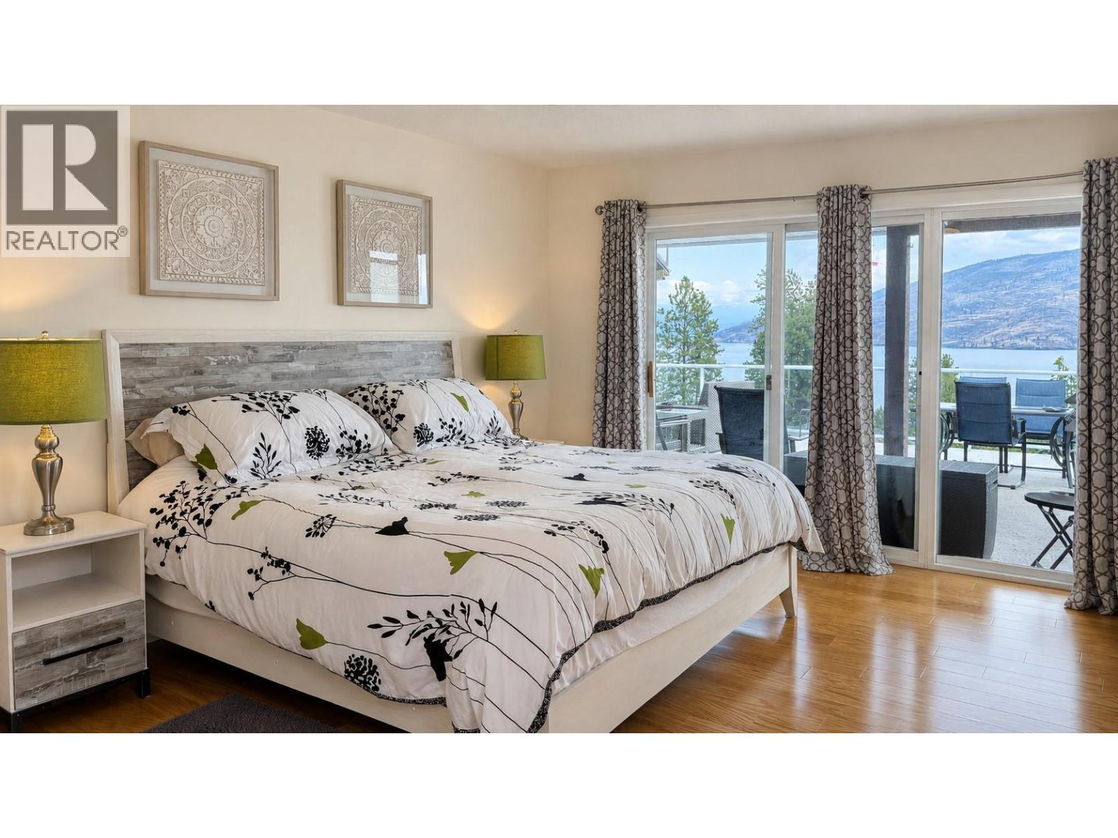 6519 Sherburn Road Property Photo 12