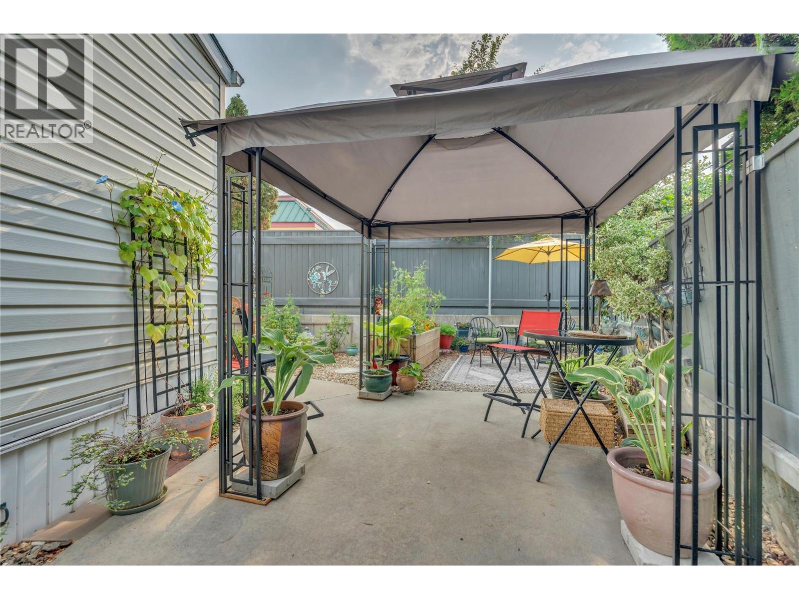 999 Burnaby Avenue Unit# 54 Property Photo 2
