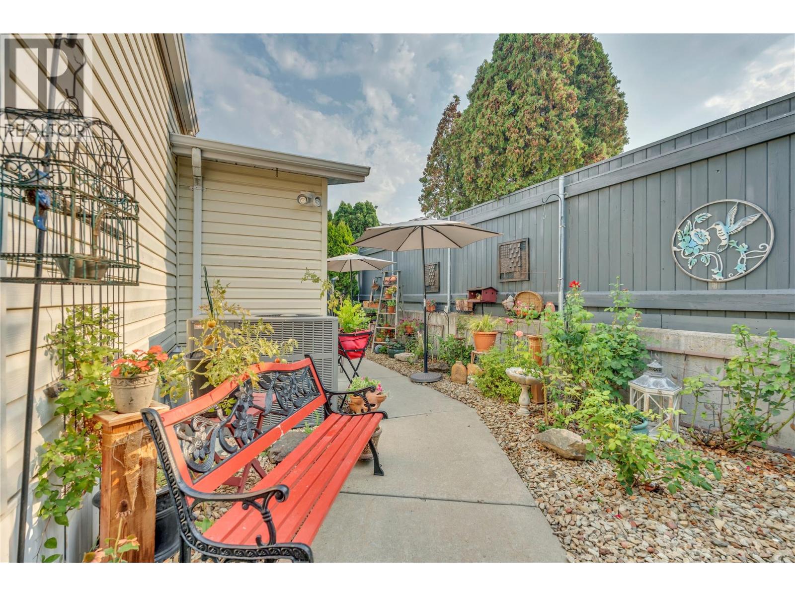 999 Burnaby Avenue Unit# 54 Property Photo 18