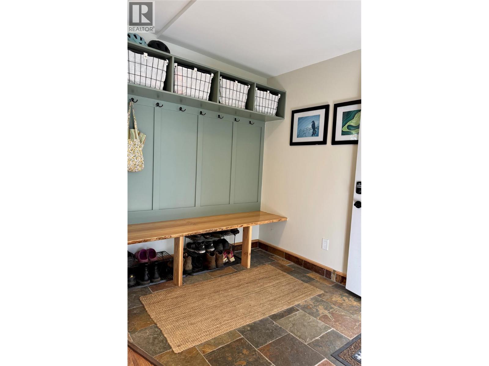 225 Dalgren Street Property Photo 6