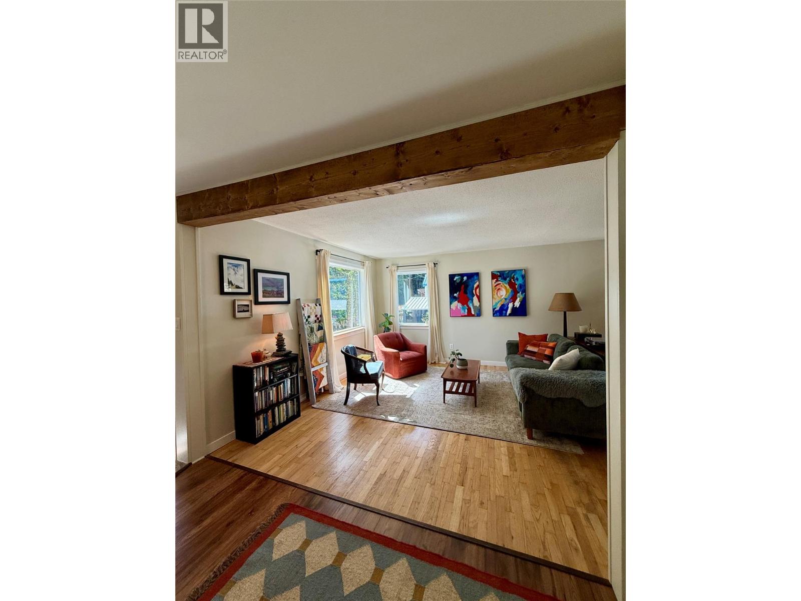 225 Dalgren Street Property Photo 10