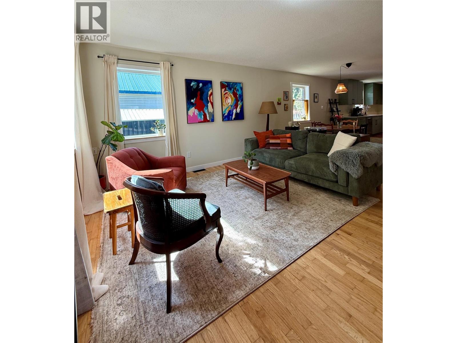 225 Dalgren Street Property Photo 12