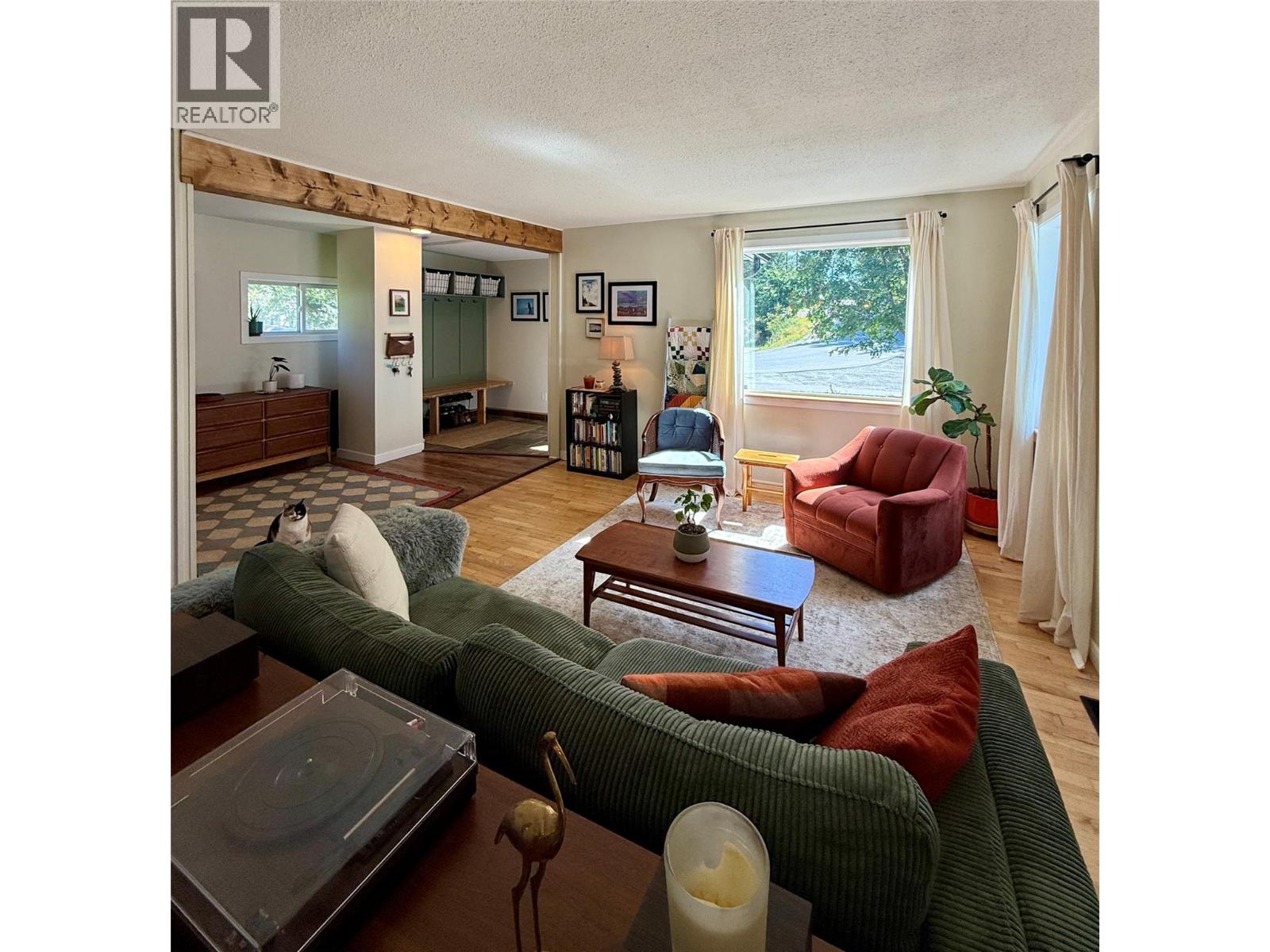225 Dalgren Street Property Photo 13