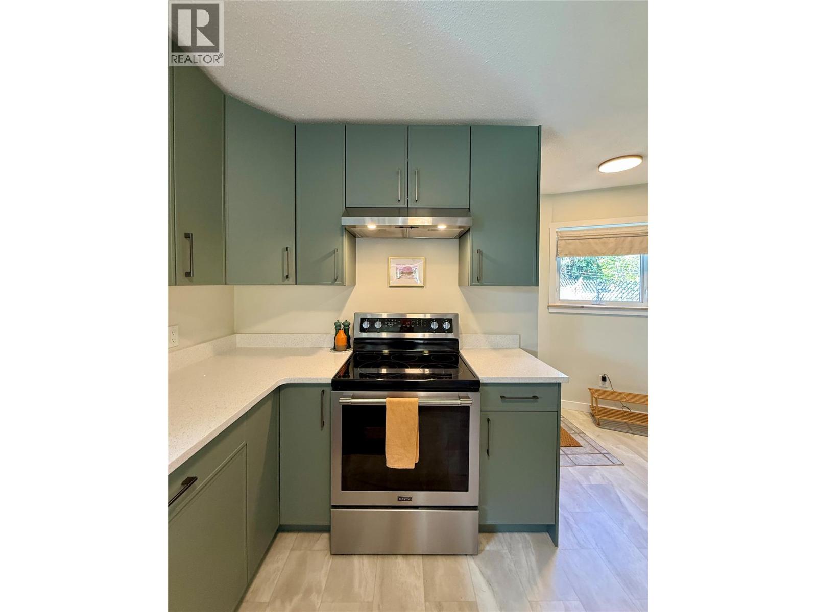 225 Dalgren Street Property Photo 19