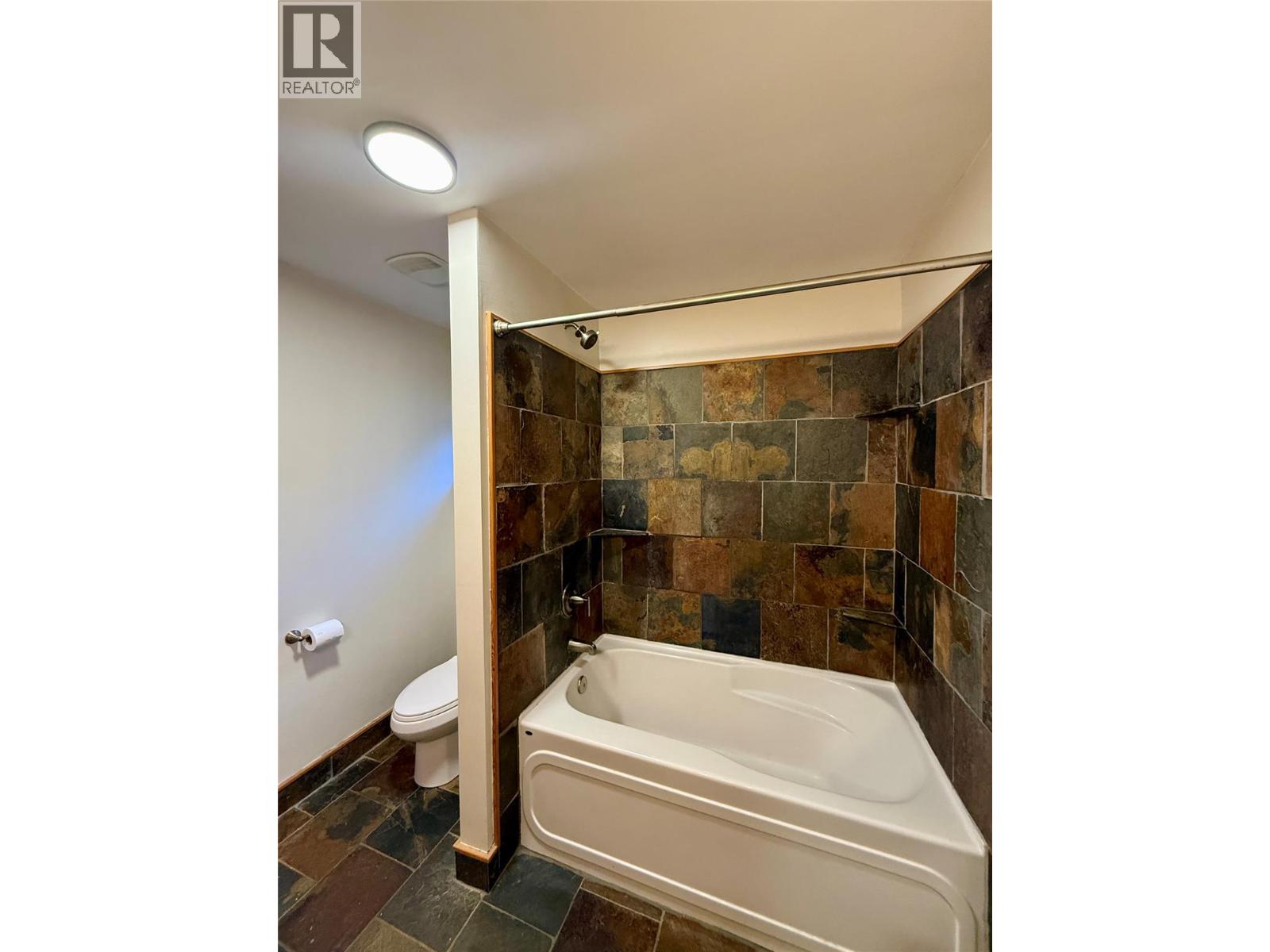 225 Dalgren Street Property Photo 26