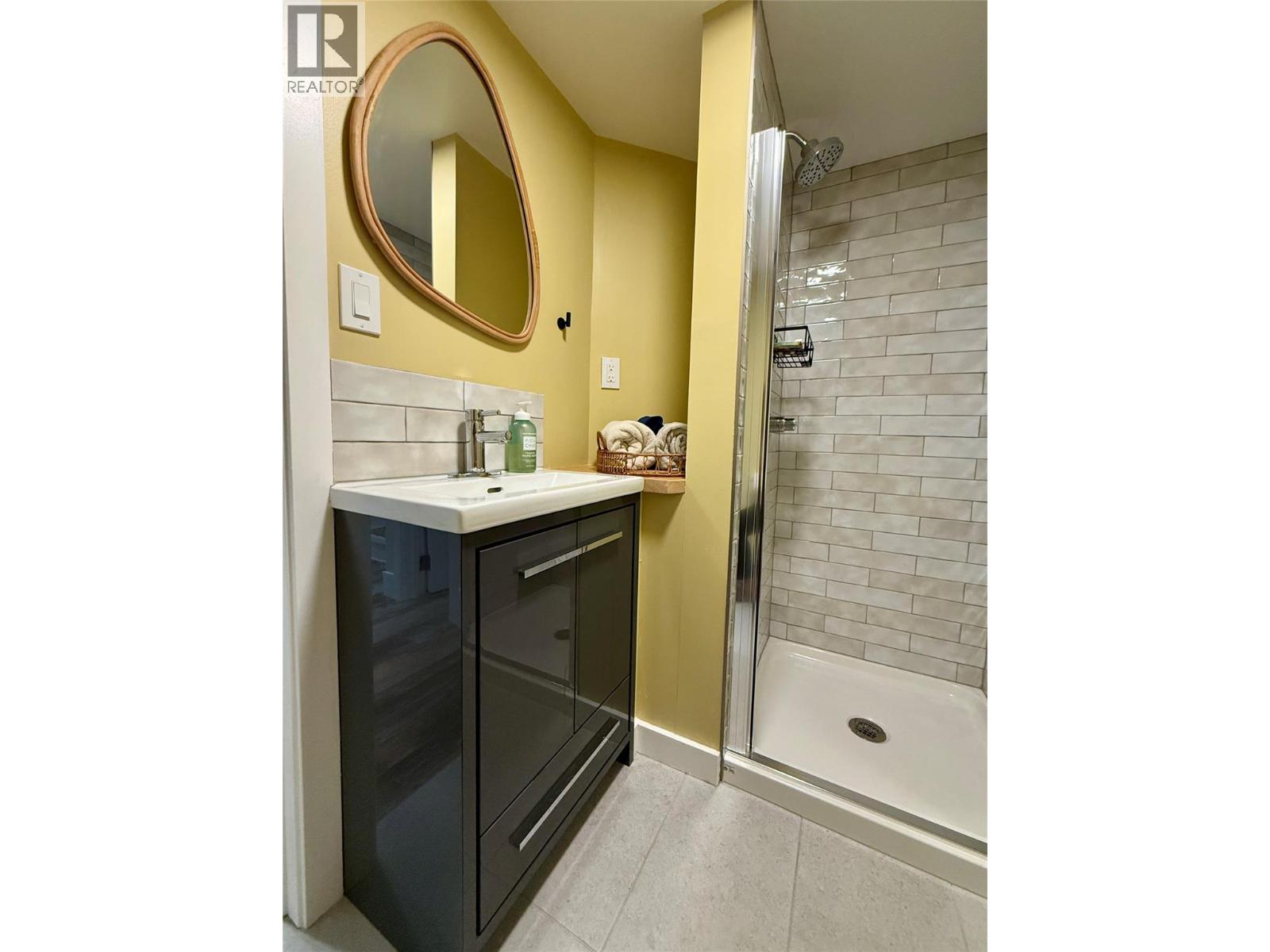 225 Dalgren Street Property Photo 30