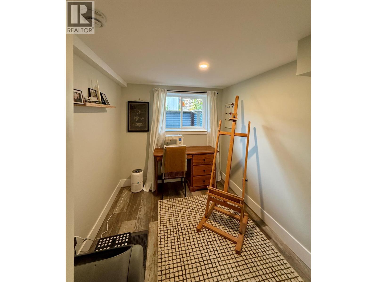 225 Dalgren Street Property Photo 33