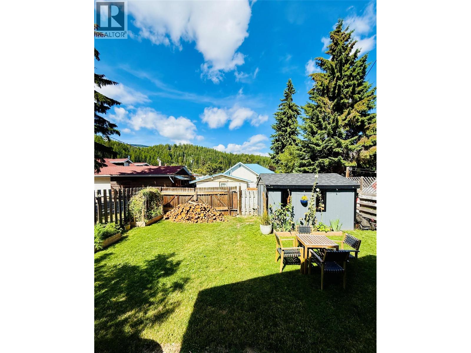 225 Dalgren Street Property Photo 43
