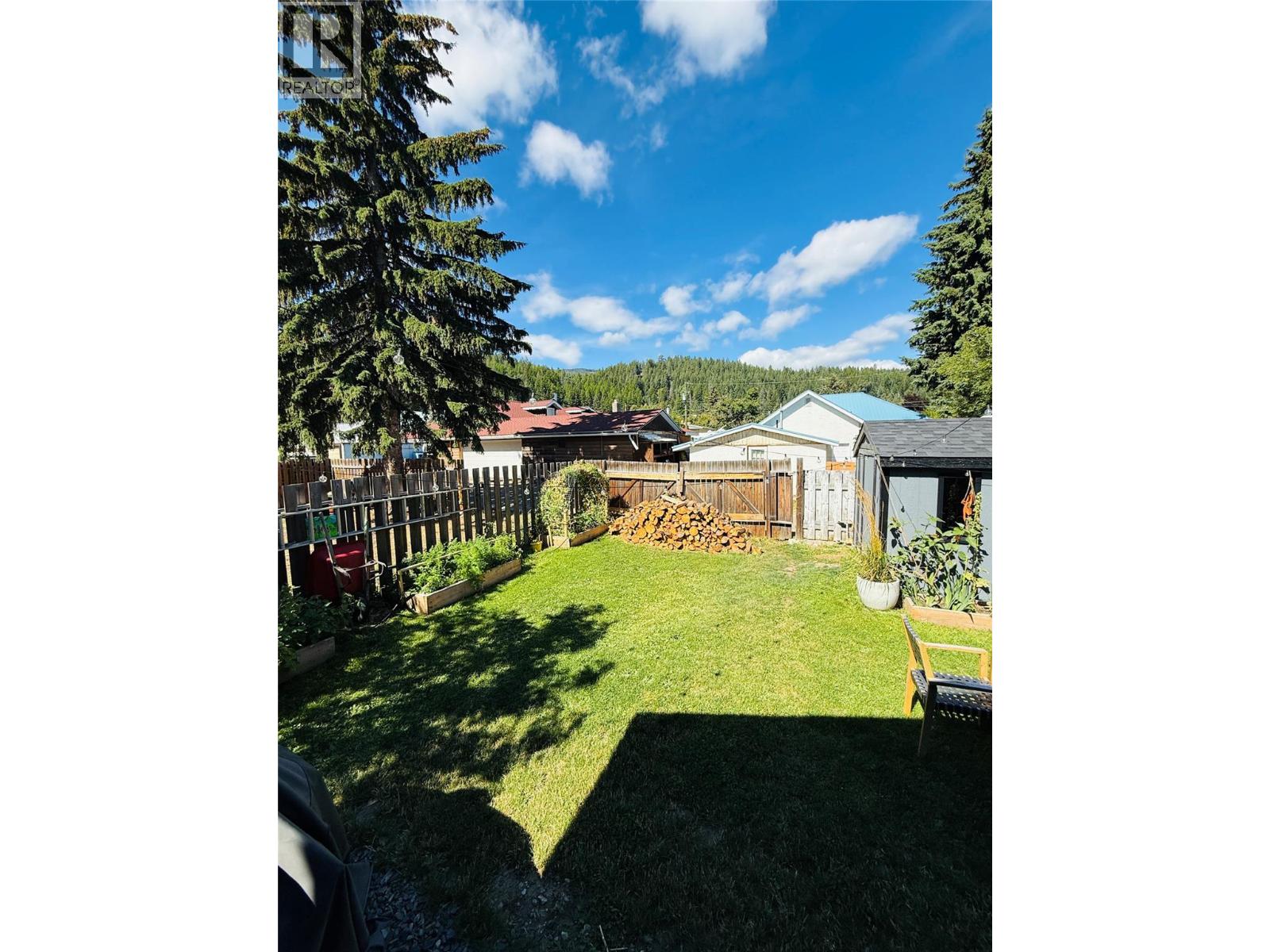 225 Dalgren Street Property Photo 44